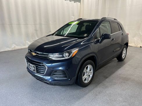 Used 2018 Chevrolet Trax LT AWD/4WD image 1