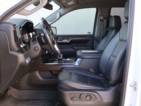 Used 2022 GMC Sierra 1500 SLT w/ SLT Premium Plus Package image 8