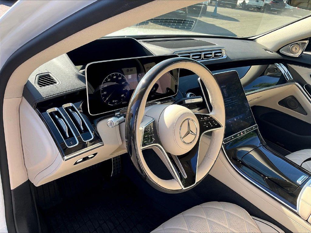 Used 2024 Mercedes-Benz S 580 4MATIC Sedan image 4