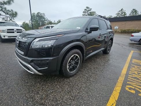 Certified 2025 Nissan Pathfinder Rock Creek image 2