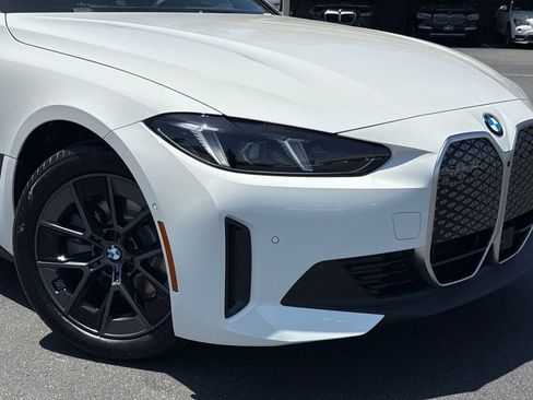 New 2026 BMW i4 eDrive40 w/ Parking Assistance Package RWD image 6