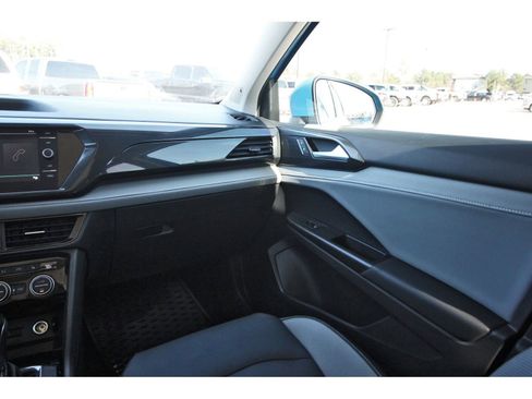 Used 2022 Volkswagen Taos SEL w/ Panoramic Sunroof Package image 13