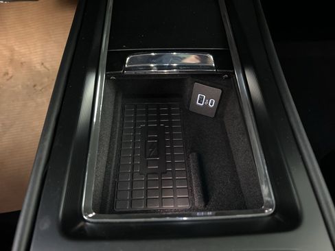 Used 2026 Lincoln Corsair Premiere image 14