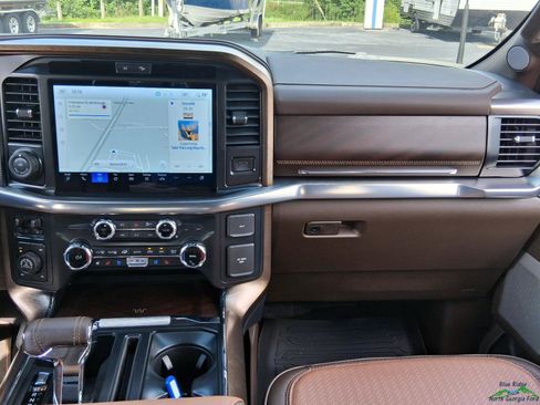 Used 2025 Ford F150 King Ranch w/ FX4 Off-Road Package AWD/4WD image 17