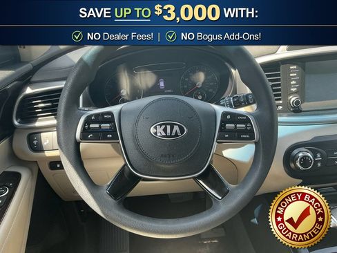 Used 2019 Kia Sorento FWD image 18