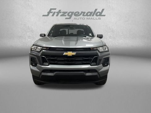 Used 2024 Chevrolet Colorado LT w/ LT Convenience Package II image 9
