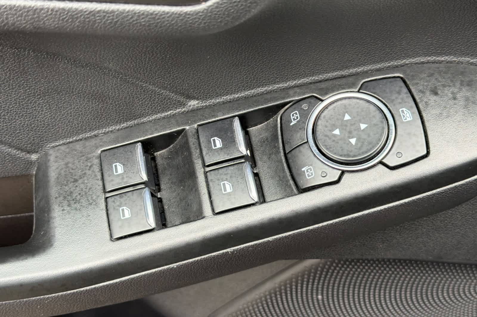 Used 2025 Ford Escape Active AWD/4WD image 15