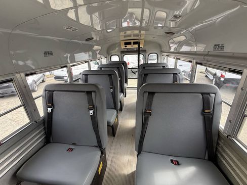 Used 2005 Chevrolet Express 3500 w/ School Bus Package RWD image 9