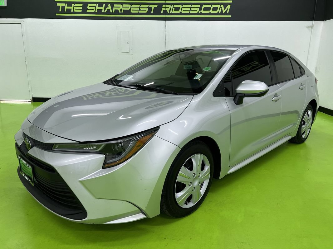 Used 2023 Toyota Corolla LE FWD image 5