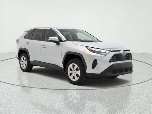 Used 2025 Toyota RAV4 LE FWD image 3