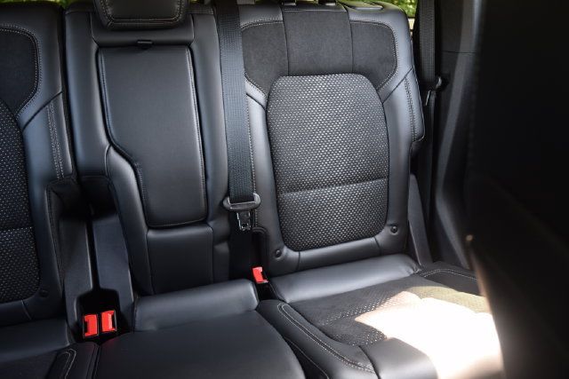 Used 2026 Ford Bronco Raptor w/ Interior Carbon Fiber Pack AWD/4WD image 16