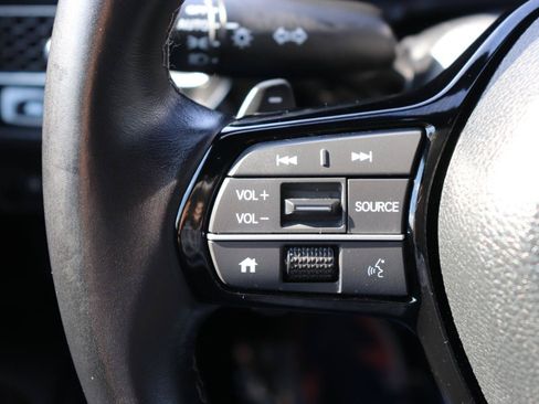 Used 2025 Honda Civic Sport image 28