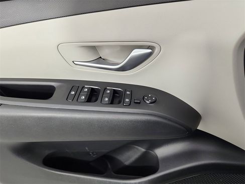 Used 2022 Hyundai Tucson SEL image 9