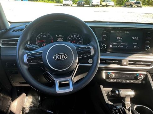 Used 2021 Kia K5 LXS image 5
