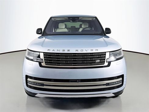 Used 2023 Land Rover Range Rover SE image 6