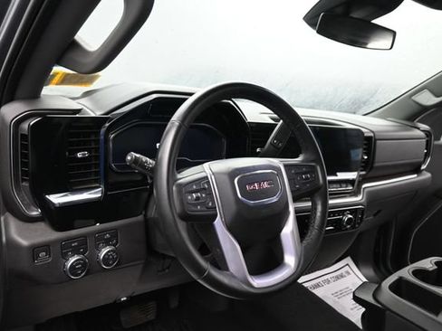Used 2024 GMC Sierra 1500 Elevation AWD/4WD image 12