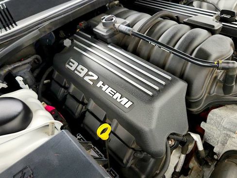 Used 2012 Dodge Challenger SRT8 RWD image 27
