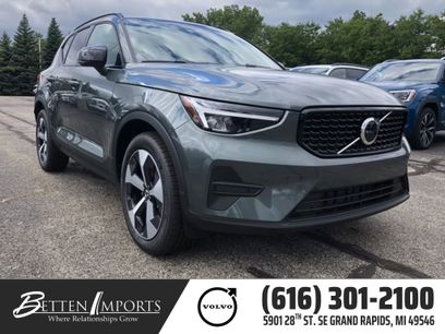 New 2026 Volvo XC40 B5 Core w/ Protection Package Premier