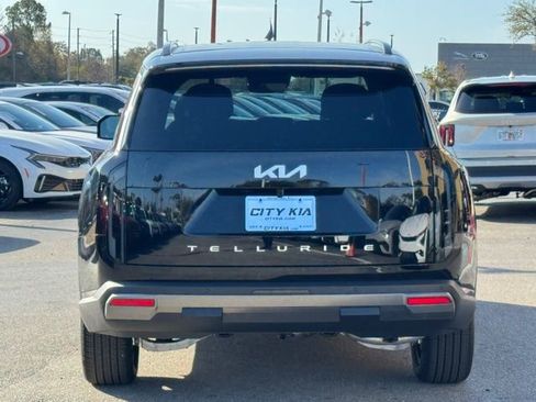 New 2027 Kia Telluride S image 7