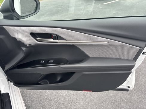 New 2025 Toyota Camry SE image 35