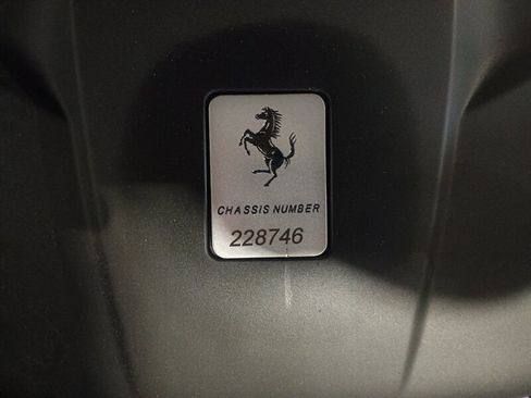 Used 2018 Ferrari California T RWD image 40