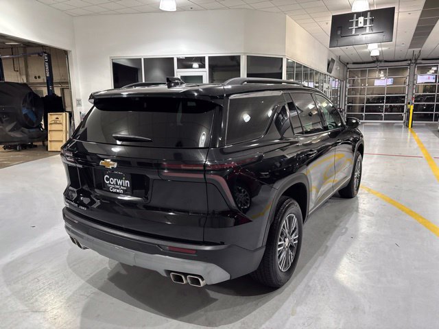 Used 2026 Chevrolet Traverse LT w/ Driver Confidence Package AWD/4WD image 9