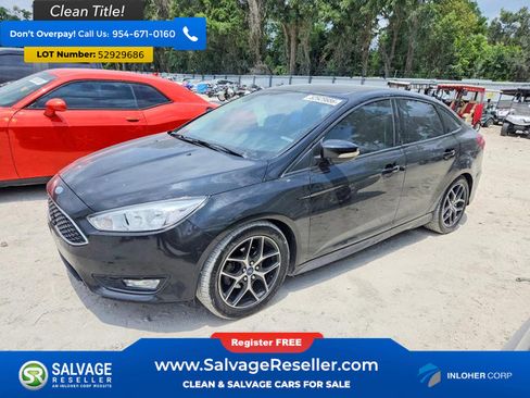 Used 2015 Ford Focus SE w/ SE Sport Package FWD image 1