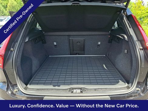 Certified 2023 Volvo XC40 B5 Plus w/ Climate Package AWD/4WD image 30