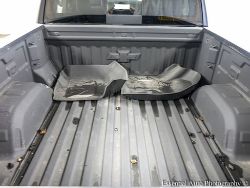 Used 2022 Chevrolet Silverado 1500 LTZ w/ LTZ Premium Package AWD/4WD image 24