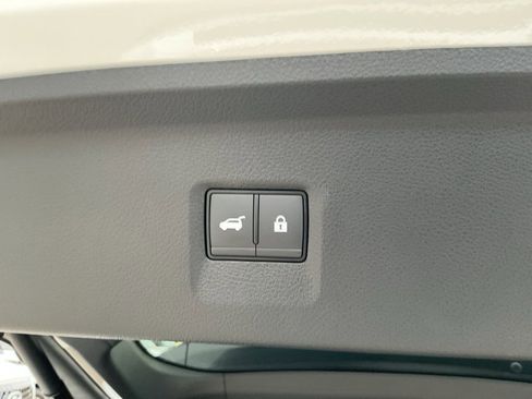 Certified 2026 INFINITI QX60 Sport w/ Dark Cargo Package image 33