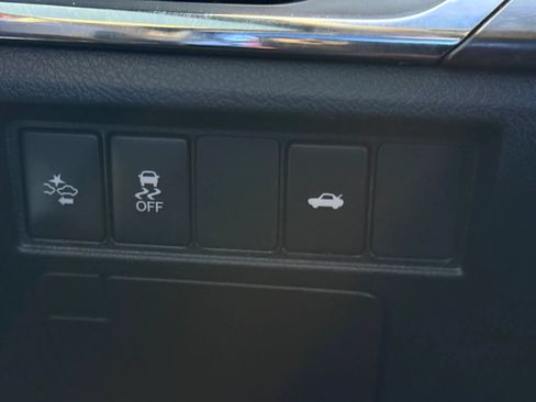Used 2017 Toyota Avalon XLE FWD image 27