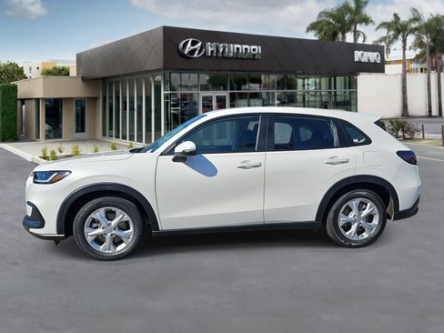 Used 2025 Honda HR-V LX image 6