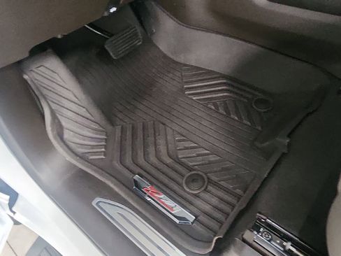 Used 2024 Chevrolet Silverado 1500 LTZ w/ LTZ Premium Package image 27