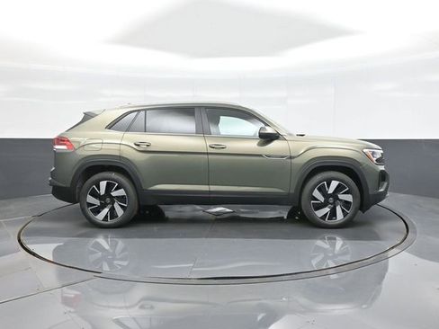 New 2026 Volkswagen Atlas Cross Sport SE AWD/4WD image 8