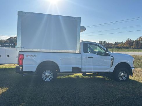 New 2024 Ford F250 XL w/ FX4 Off-Road Package image 29