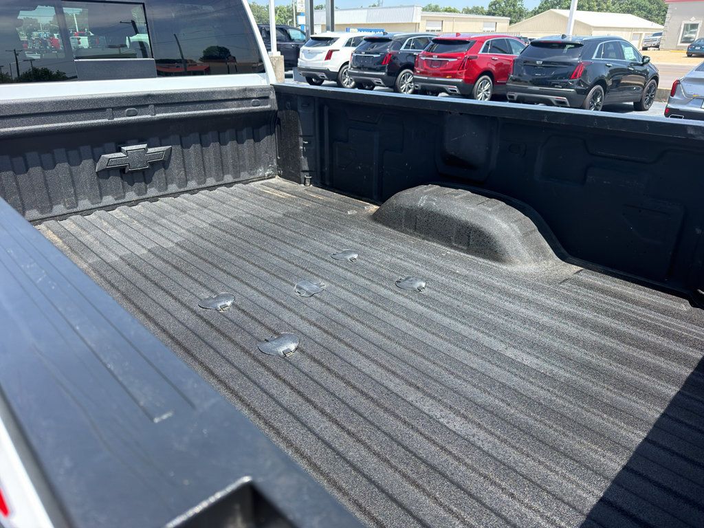 Used 2025 Chevrolet Silverado 3500 LTZ w/ LTZ Plus Package AWD/4WD image 6