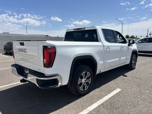 Used 2025 GMC Sierra 1500 SLT RWD image 5