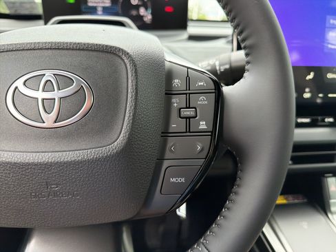 New 2026 Toyota C-HR AWD/4WD image 18