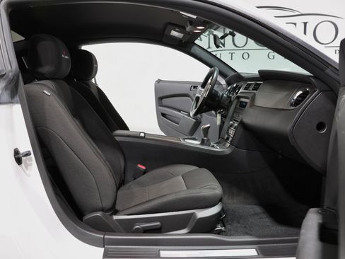 Used 2013 Ford Mustang GT RWD image 61