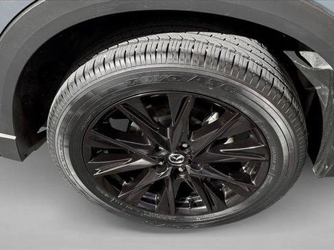 Used 2025 MAZDA CX-5 Carbon Edition image 9