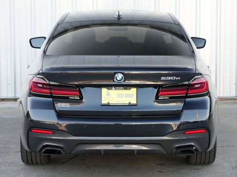 Used 2022 BMW 530e w/ Premium Package image 53