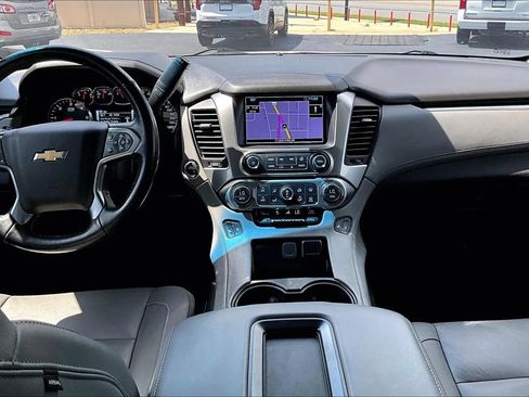 Used 2019 Chevrolet Tahoe LT RWD image 5