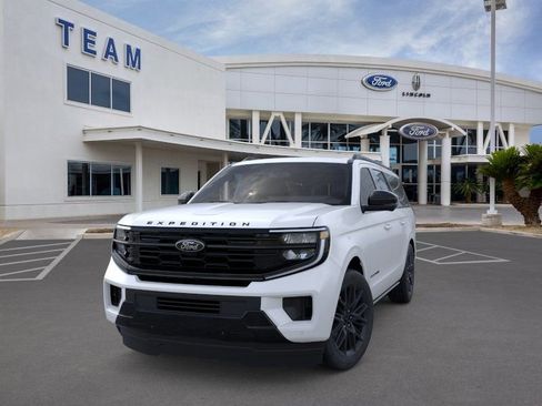 New 2026 Ford Expedition Max Platinum w/ Stealth Appearance Package AWD/4WD image 2