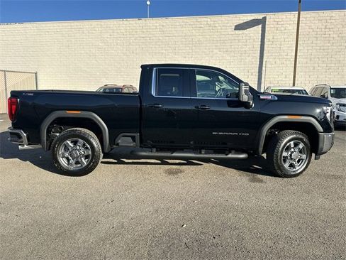 New 2026 GMC Sierra 2500 SLE w/ SLE Value Package; image 3