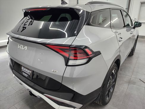 Used 2023 Kia Sportage SX image 5