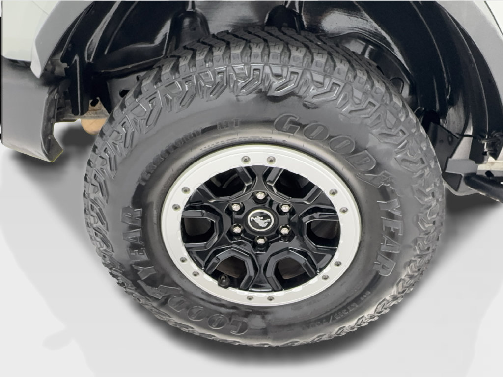 Used 2022 Ford Bronco Big Bend w/ Sasquatch Package AWD/4WD image 16