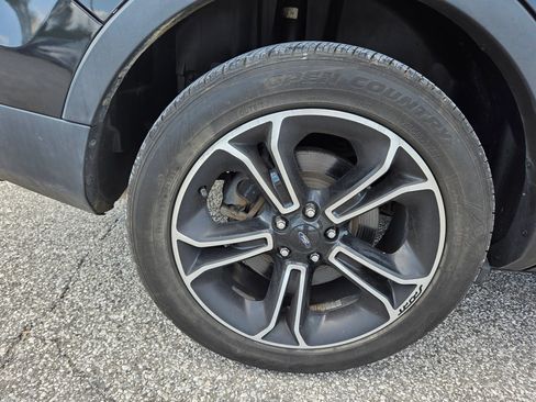 Used 2015 Ford Explorer Sport w/ Equipment Group 401A AWD/4WD image 15