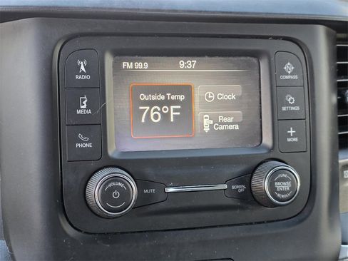 Used 2021 RAM 1500 Big Horn image 15