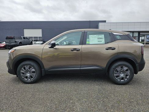 New 2026 Nissan Kicks S FWD image 4