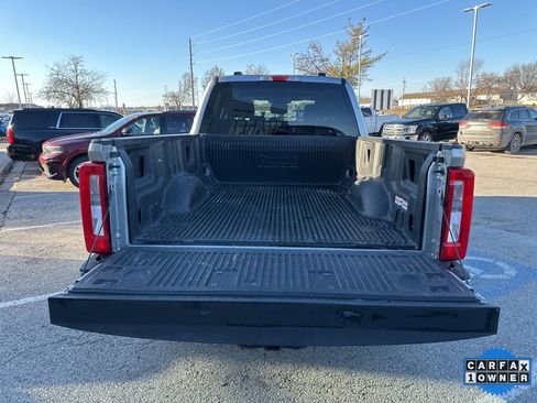 Used 2024 Ford F250 XLT image 2